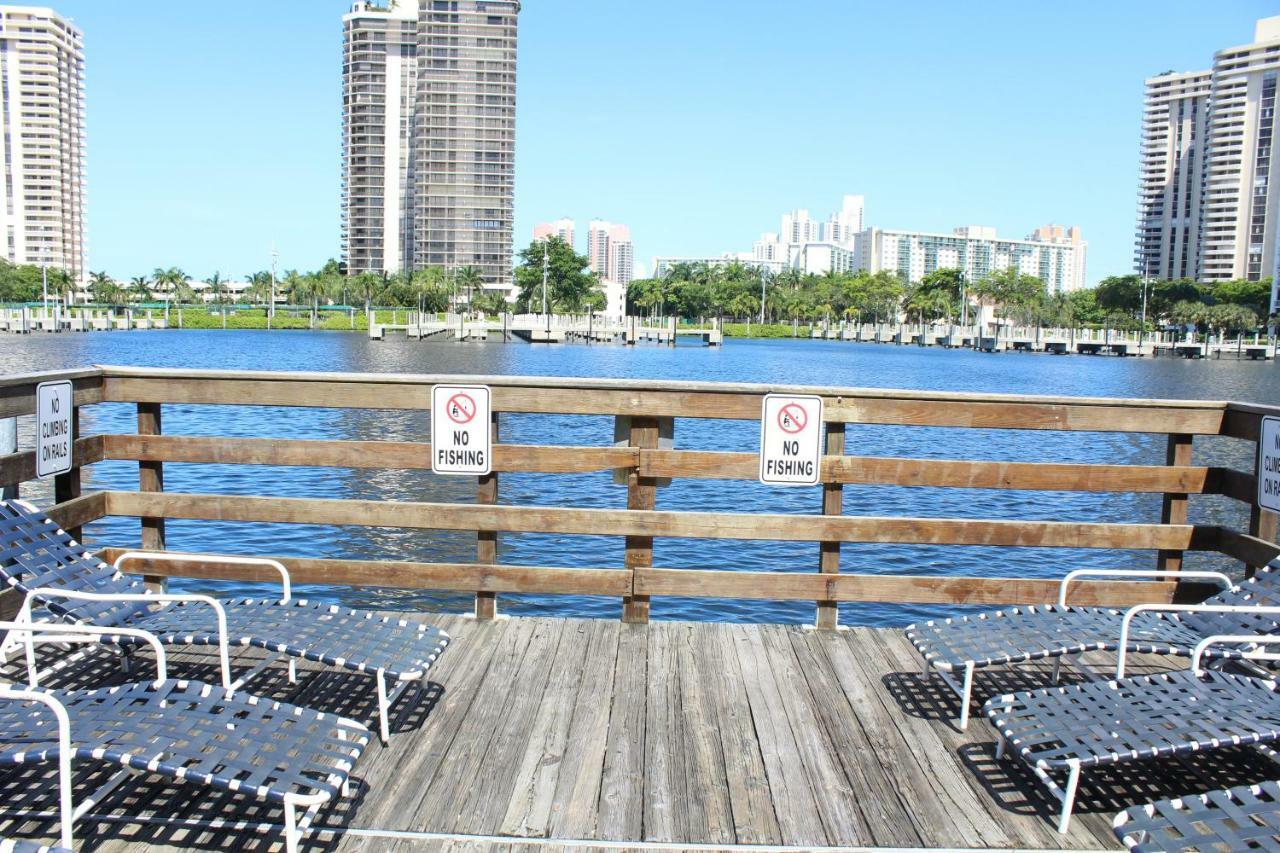Yacht Club At Aventura 2 Bed 2 Bath Luxurius Cozy Brand New Διαμέρισμα Εξωτερικό φωτογραφία